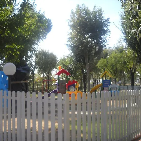 Happy Camp Mobile Homes In Laguna Village Kemp